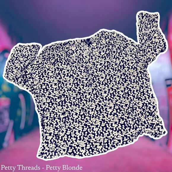 Forever 21 Black and White heart Print Blouse Sheer Quarter sleeve top- Size Lg - Picture 2 of 8